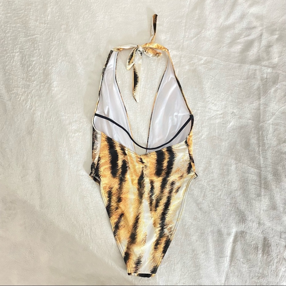 Printed Onepiece swimwear 💛 - Picture 2 of 3